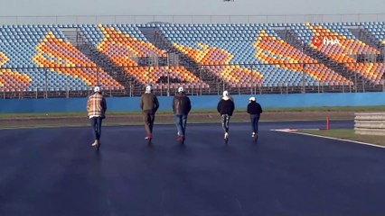 Bakan Karaismailoğlu, yenilenen Intercity Formula 1 pistinde incelemelerde bulundu