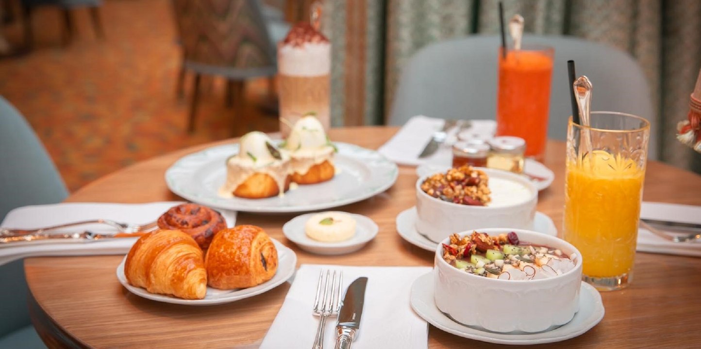 Brunch Les Jardins du Presbourg (Paris) - OuBru...
