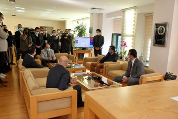 İmamoğlu, İzmir’de konuştu: “Deprem, Türkiye’nin bağımsızlık sorunudur”