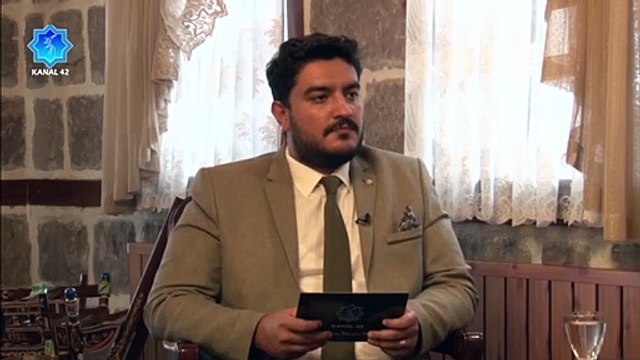 Bülent Arınç’tan Berat Albayrak’a: Hepimiz elimizde görüyoruz bu ekonomik sıkıntıyı