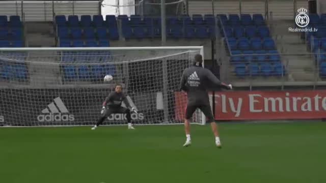 Último entrenamiento del Real Madrid antes de visitar al Valencia en Mestalla