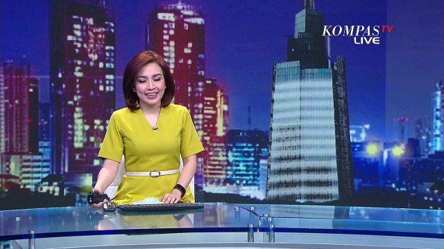 Detik-detik Begal Rampas HP Bawa Celurit