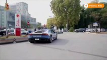 Italian police transport kidney in Lamborghini