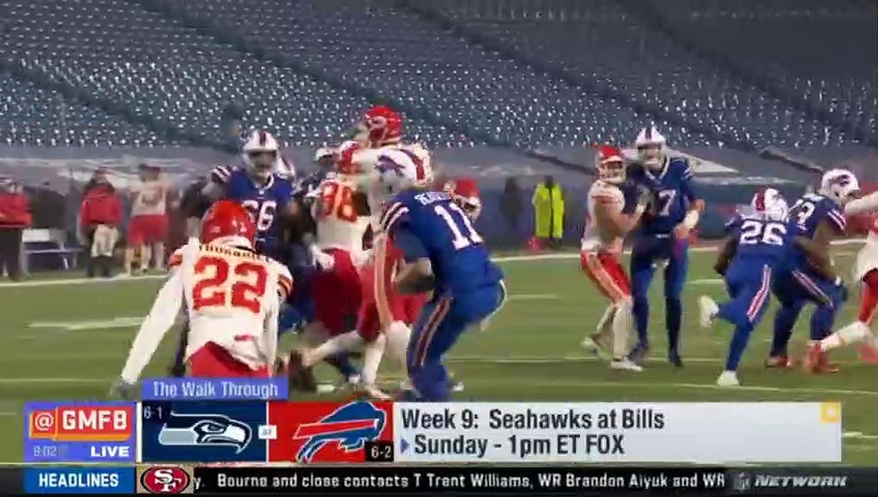 Michael Robinson  reacts to  Baltimore Ravens vs Indianapolis Colts, Lamar Jackson show new face