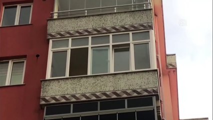 Halı silkeleyen eşine yardım etmek isterken balkondan düşen kişi öldü - TEKİRDAĞ