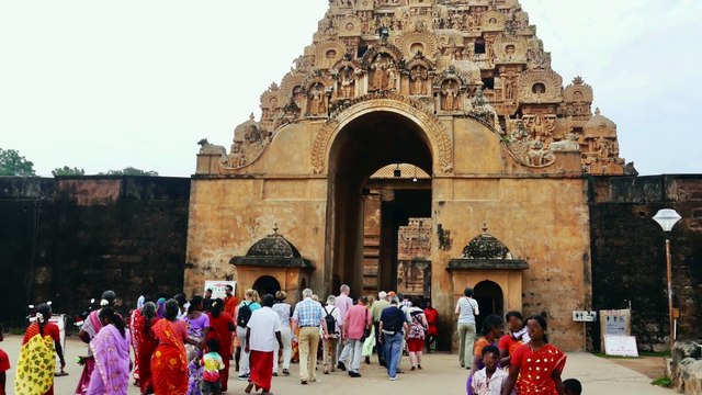 Süd Indien Tamil Nadu, wo die Götte wohnen und im Mittelpunkt der Verehrung stehen.