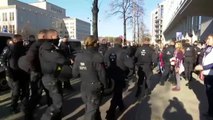 Multitudinaria protesta negacionista en Leipzig contra las restricciones del Gobierno alemán