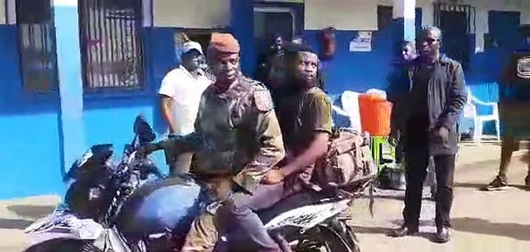 Insécurité : deux faux militaires arrêtés au barrage Kaka...