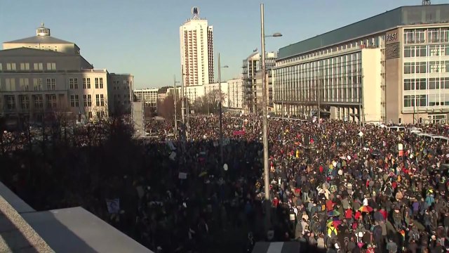 독일 라이프치히서 수천 명 코로나19 봉쇄조치 항의 시위 / YTN