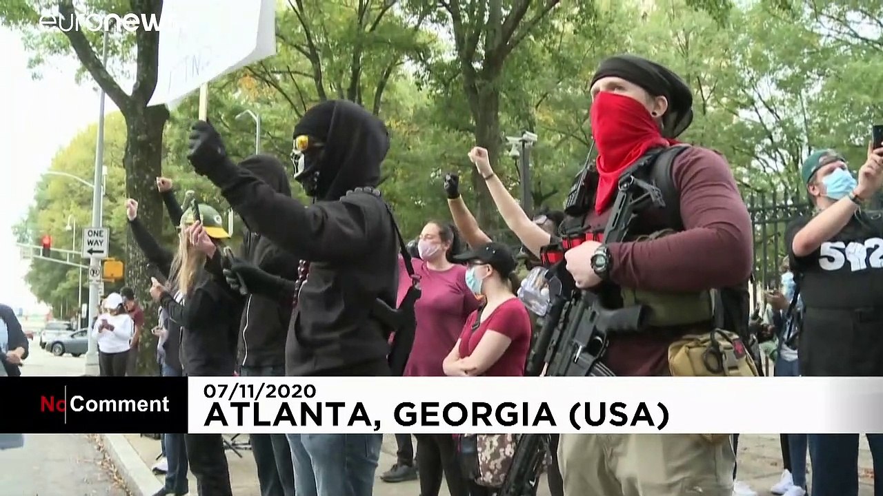 Bewaffnete trump-anhänger in atlanta