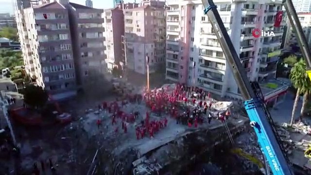 857 okulumuzdan 5 tanesinin ağır, 18 tanesinin ise orta hasarlı olduğunu tespit ettik