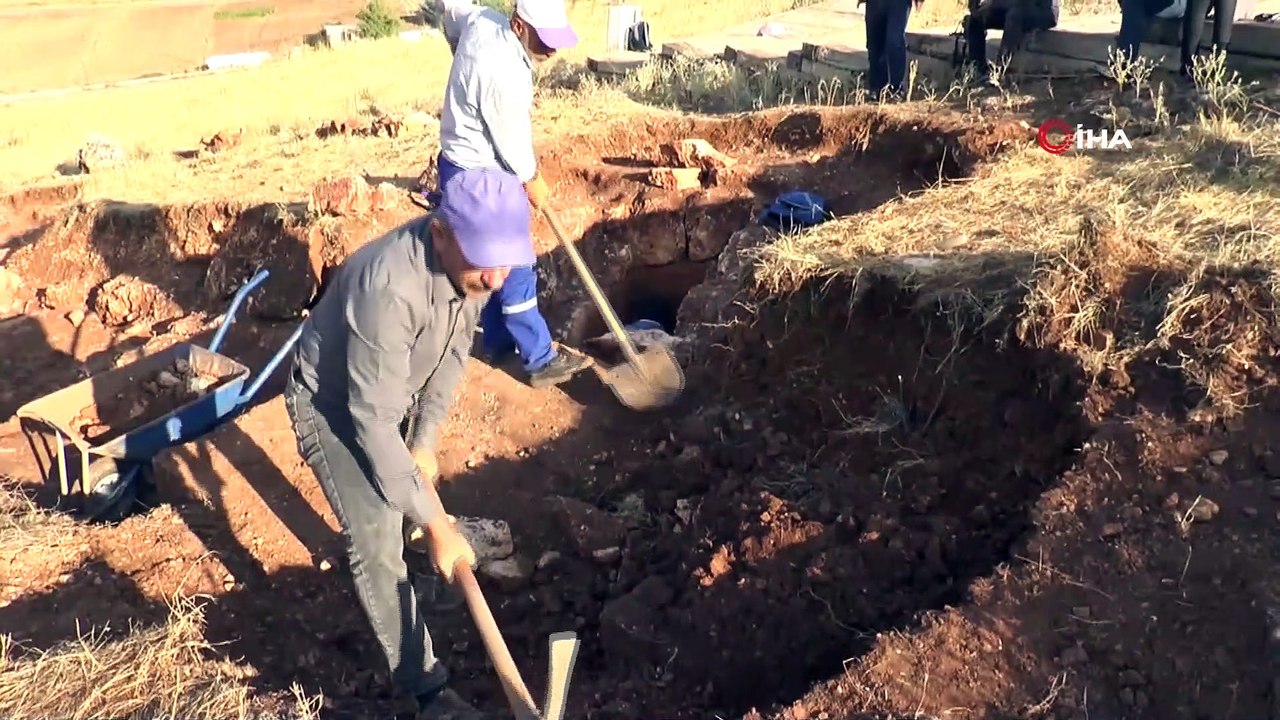 Perre Antik Kenti'nde 1500 yıllık bozulmamış iskelet bulundu