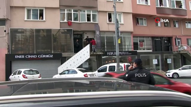 Kağıthane’de intihar girişiminde hareketli dakikalar kamerada