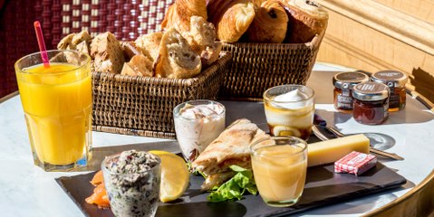 Brunch Aux Dés Calés (Paris) - OuBruncher