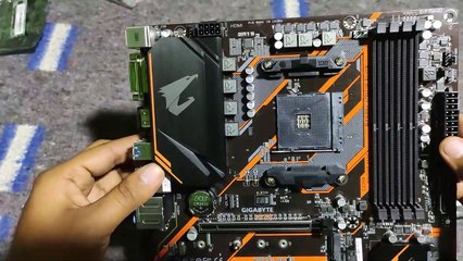 下载视频: B450M AORUS ELITE rev. 1.0 desempaquetado y especificaciones tecnicas nota informativa