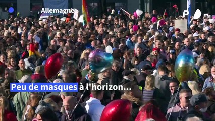 Manifestations anti-masque à travers l'Europe