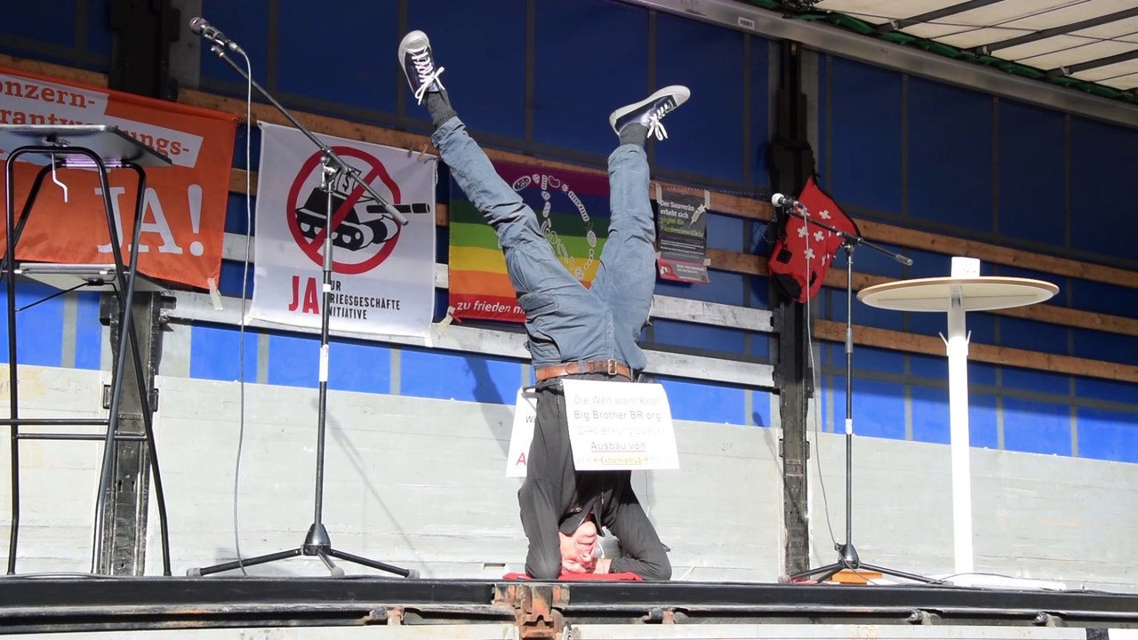 Alec Gagneux - DIE WELT STEHT KOPF - Demo Messeplatz #Basel - 02 - 7.11.2020