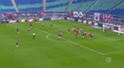 Leipzig stay unbeaten at home after easing to Freiburg win