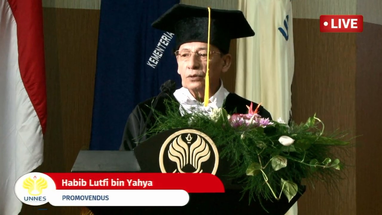 Upacara Penganugerahan Dr.(H.c.) Habib Lutfi bin Yahya