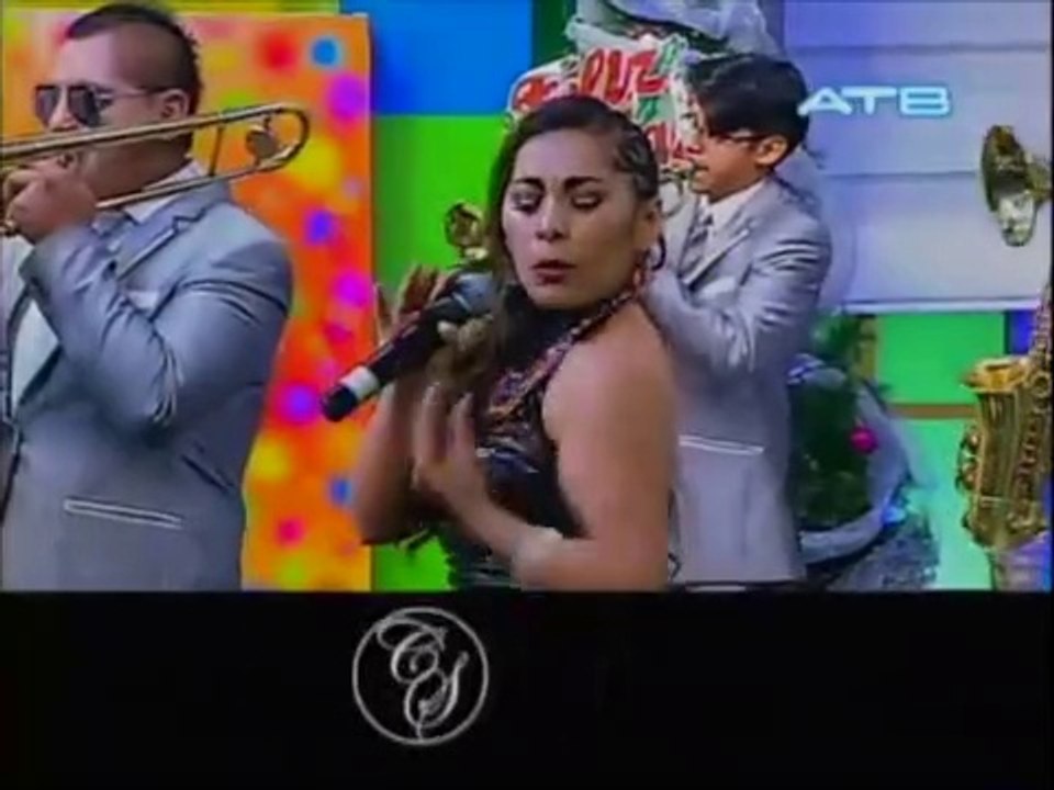 YANET Y SU BANDA KALIENTE - Éxitos Yanet Butrón en Viva La Mañana - VIENDO ES LA COSA
