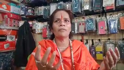 लव जेहादियों को चौराहे पर लटकाएं- साध्वी प्राची