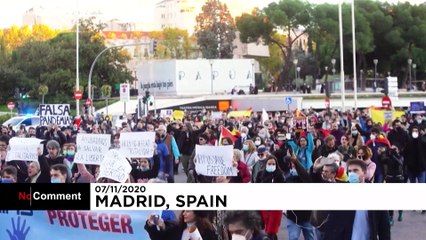 Coronavirus: Hundreds attend anti-mask protest against 'fake pandemic' in Madrid