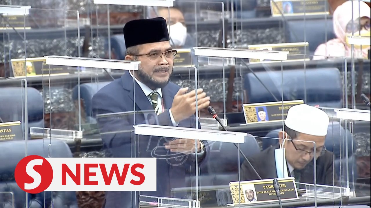 PAS MP chides Anwar: Politicking can also hinder economic growth