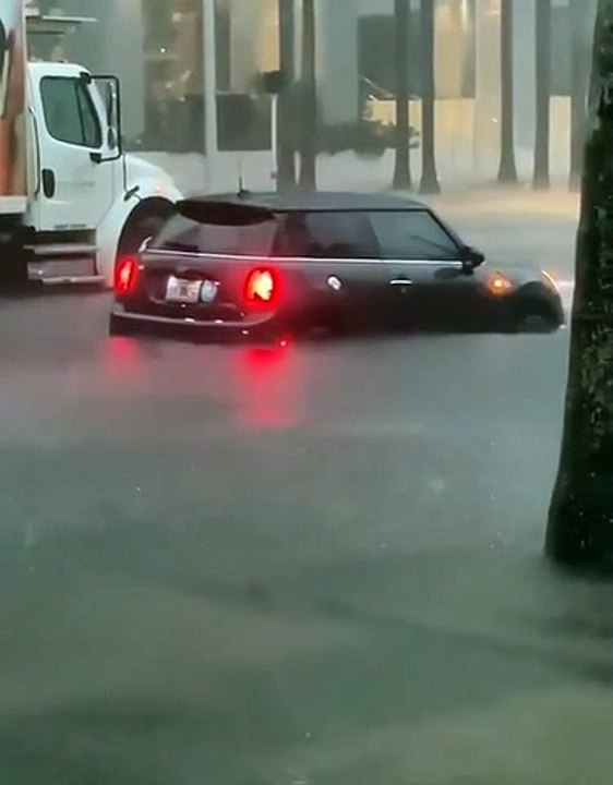 Inundaciones en Miami tras el paso del huracán Eta