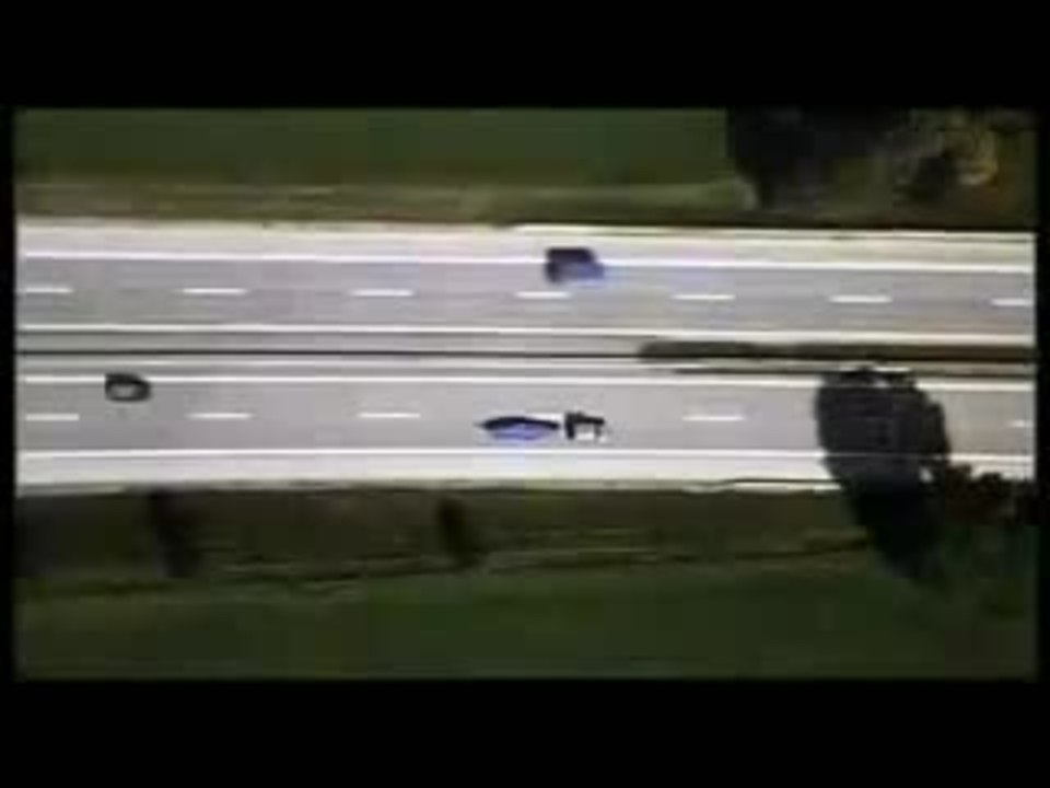 Funny Games (1997) : theatrical trailer