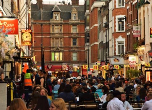 Paris Adds New Curfew for Takeout, Food Delivery as Coronavirus Cases Continue to Rise