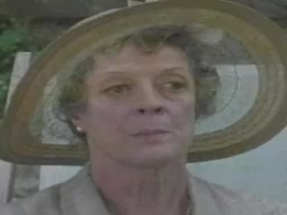 Tea with Mussolini (1999) Trailer