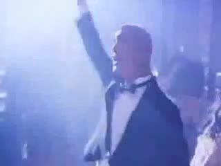 Barb Wire Trailer, Pamela Anderson, English