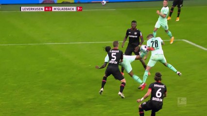 [영상] 마법 같은 스콜피온킥...올해의 골 후보? / YTN