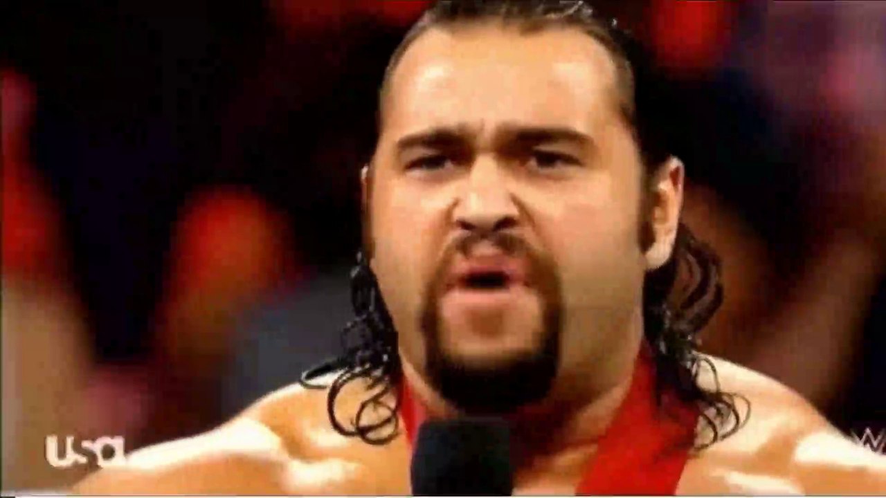 LA ROCA REGRESA Y CONFRONTA A RUSEV