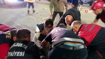 Kamyon köprüden araçların üzerine devrildi: 5 yaralı