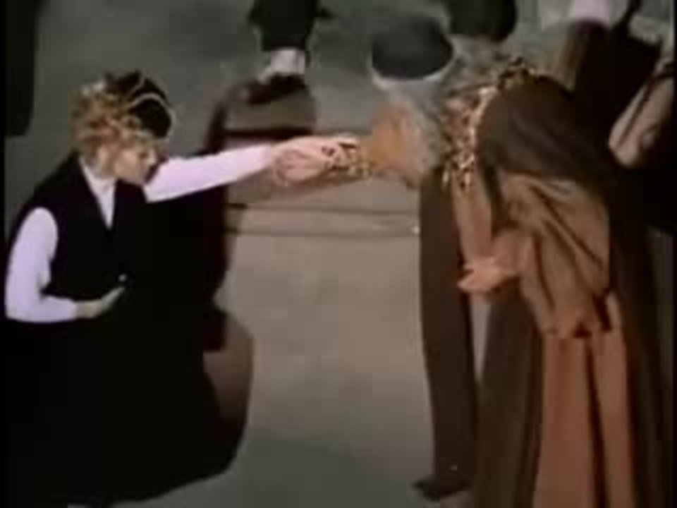 Theatre Of Blood (1973) Trailer