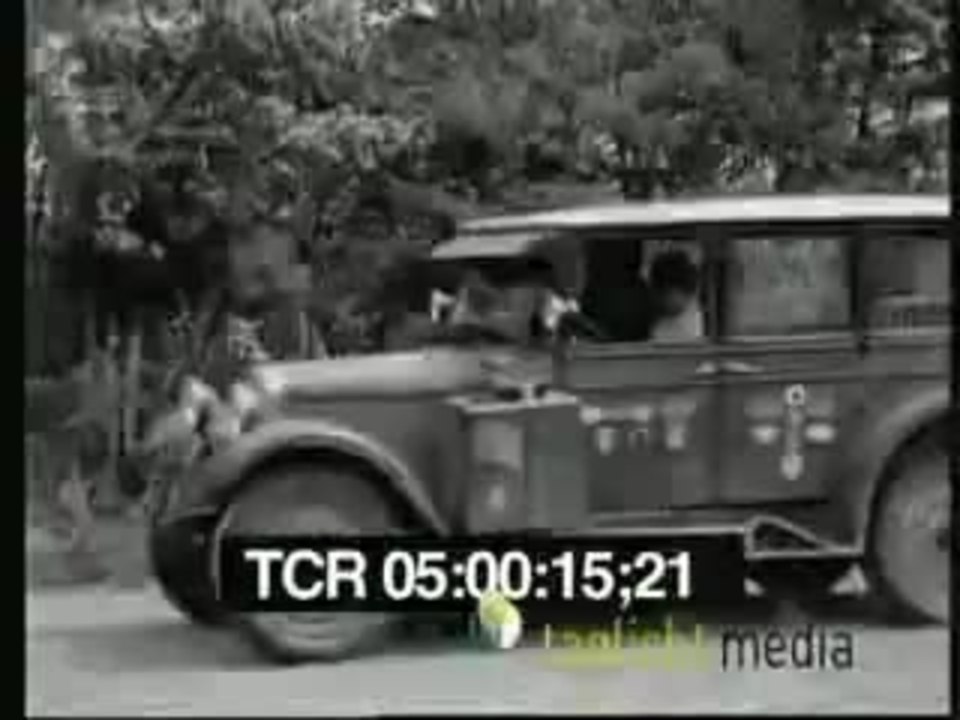 FrÃ¤ulein Stinnes fÃ¤hrt um die Welt