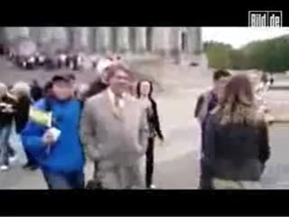 'Ja, isch kandidiere!' -- Horst SchlÃ¤mmer