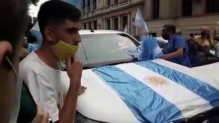 Llegada Patricia Bullrich patio Olmos