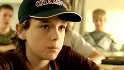 BlÃ¶de MÃ¼tze - Trailer (Deutsch)