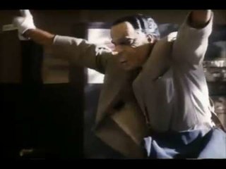 GefÃ¤hrliche Brandung - Trailer (Englisch)