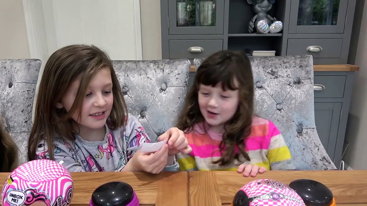 Sophia Isabella end Alice LOL Lights  Glitter Surprise POP Quiz!