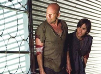 Live Free or Die Hard 4.0 - Trailer (Englisch)