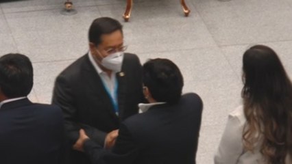 Arce anuncia una gestión austera ante situación económica en Bolivia