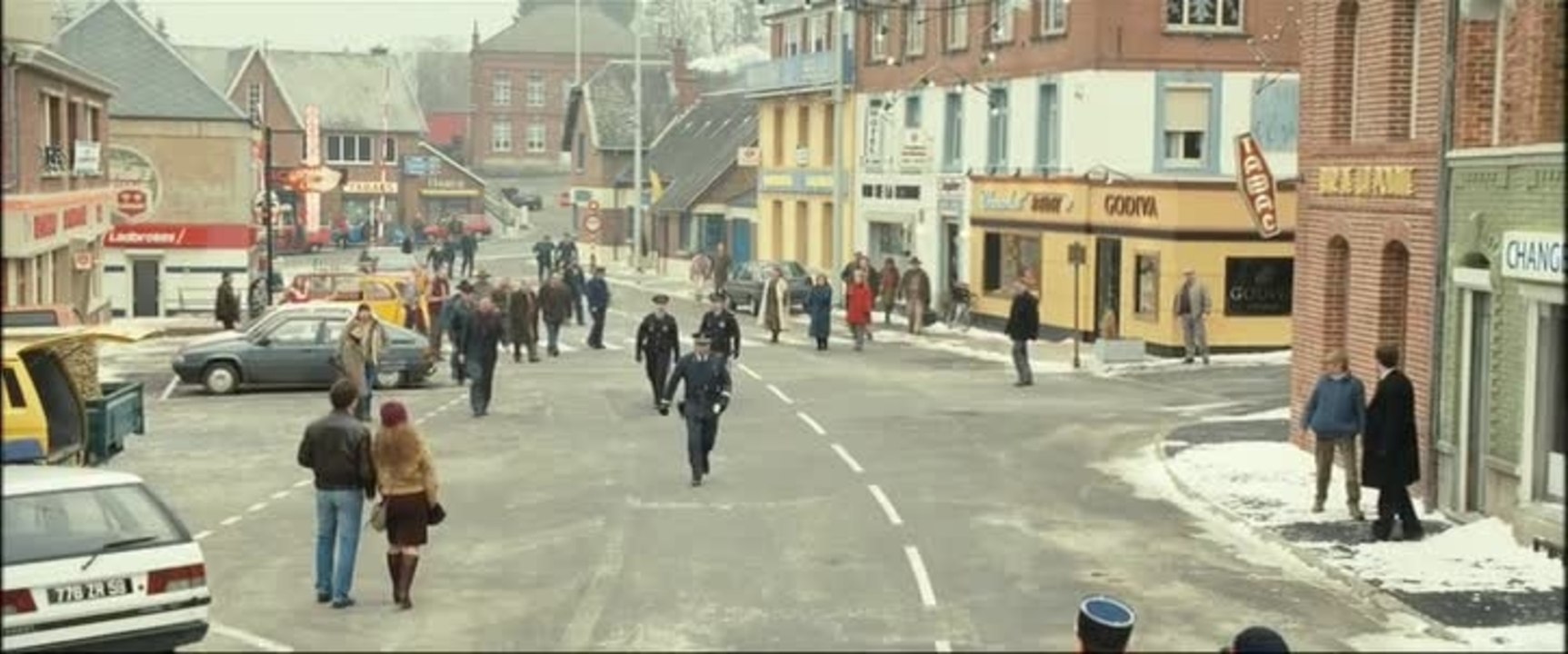 Nichts zu verzollen - Clip 6 Schlagfertige Grenzueberschreitung (Deutsch)