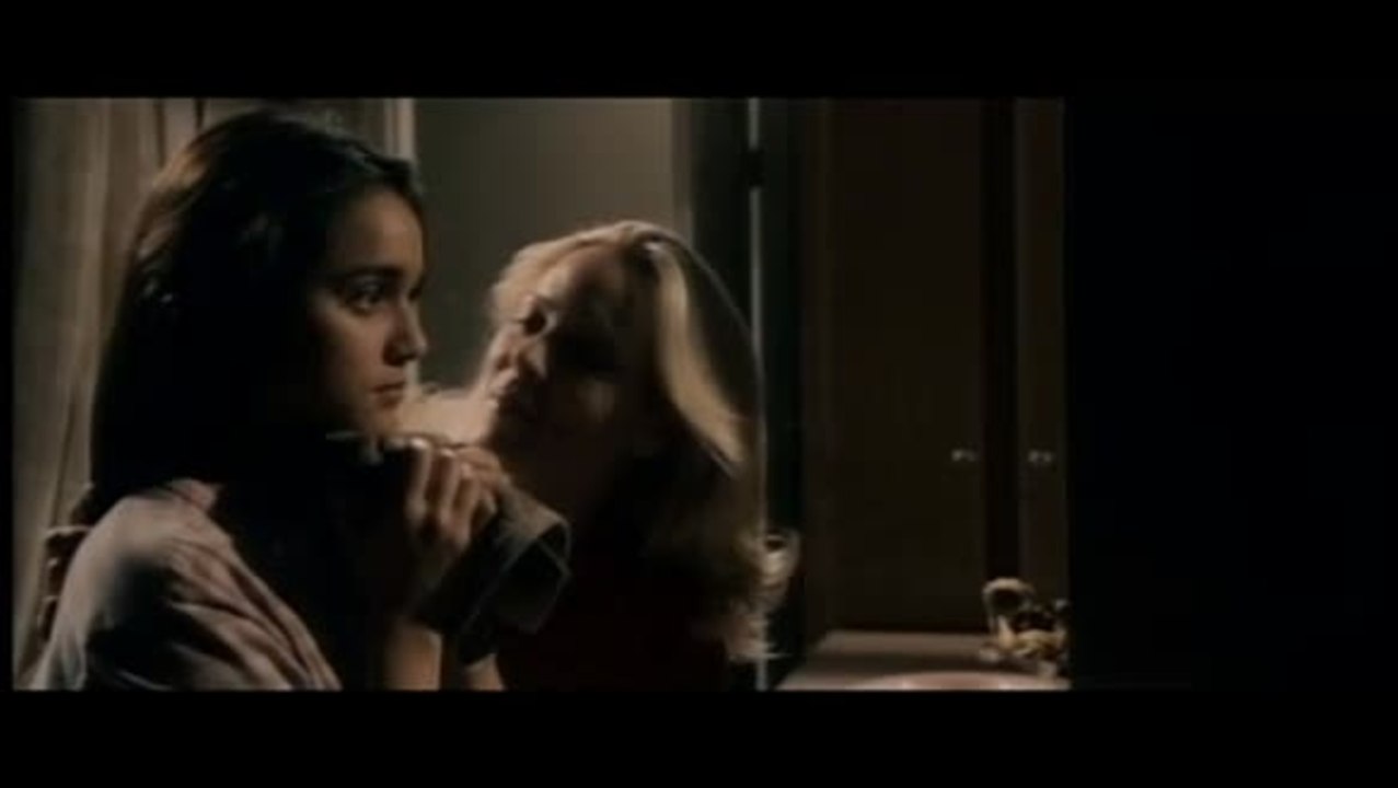 Towelhead - Clip (English)