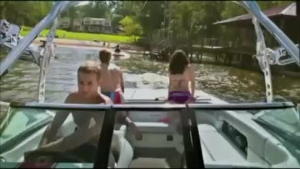 Shark Night 3D - Clip 7 (English)