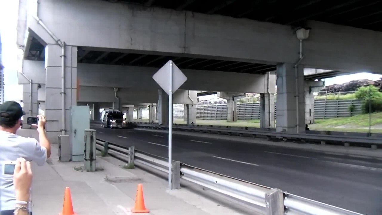 Total Recall Colin Farrel and Jessica Biel - Clip 2 (English) HD 1080p