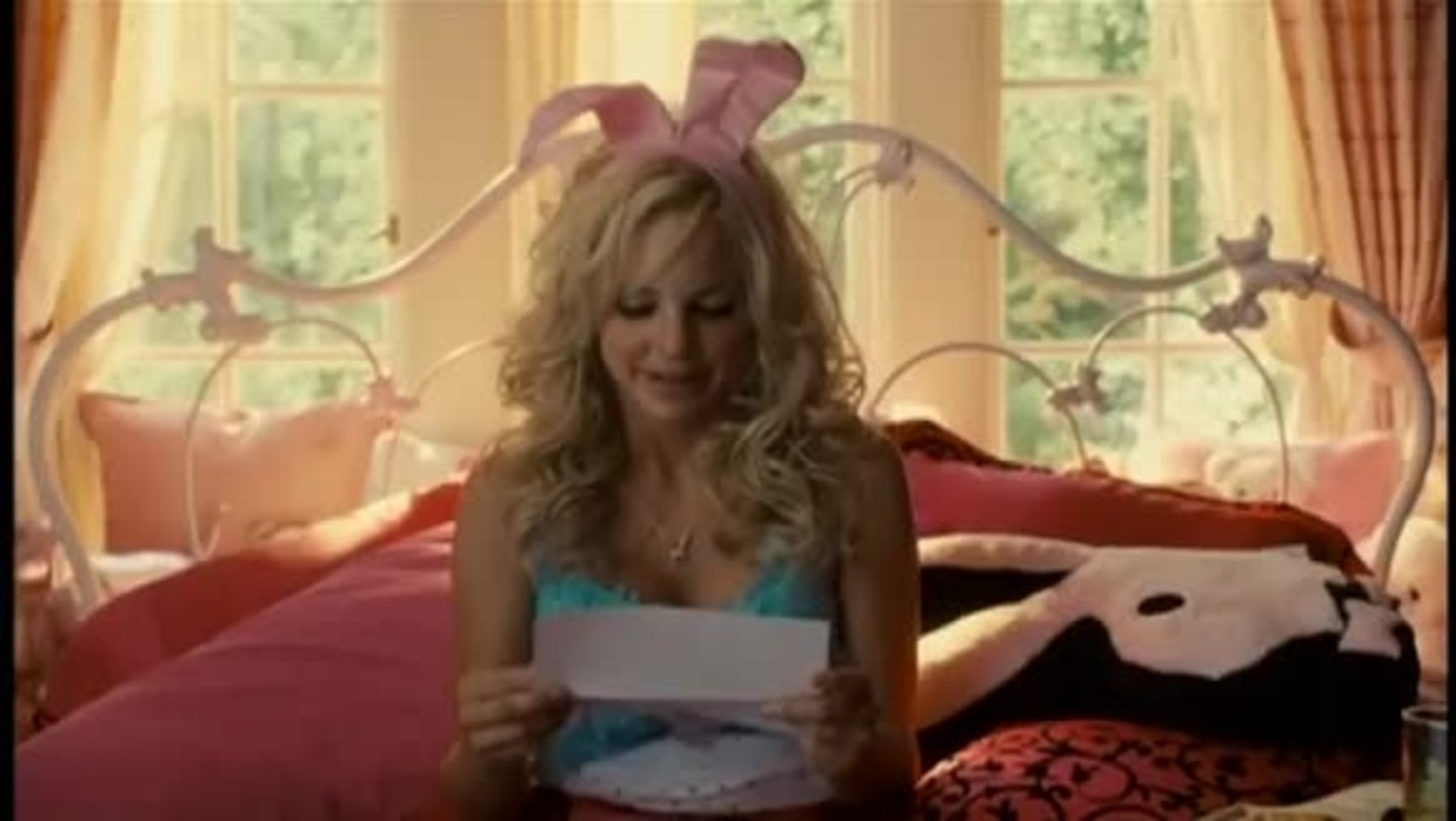 House Bunny Clip English