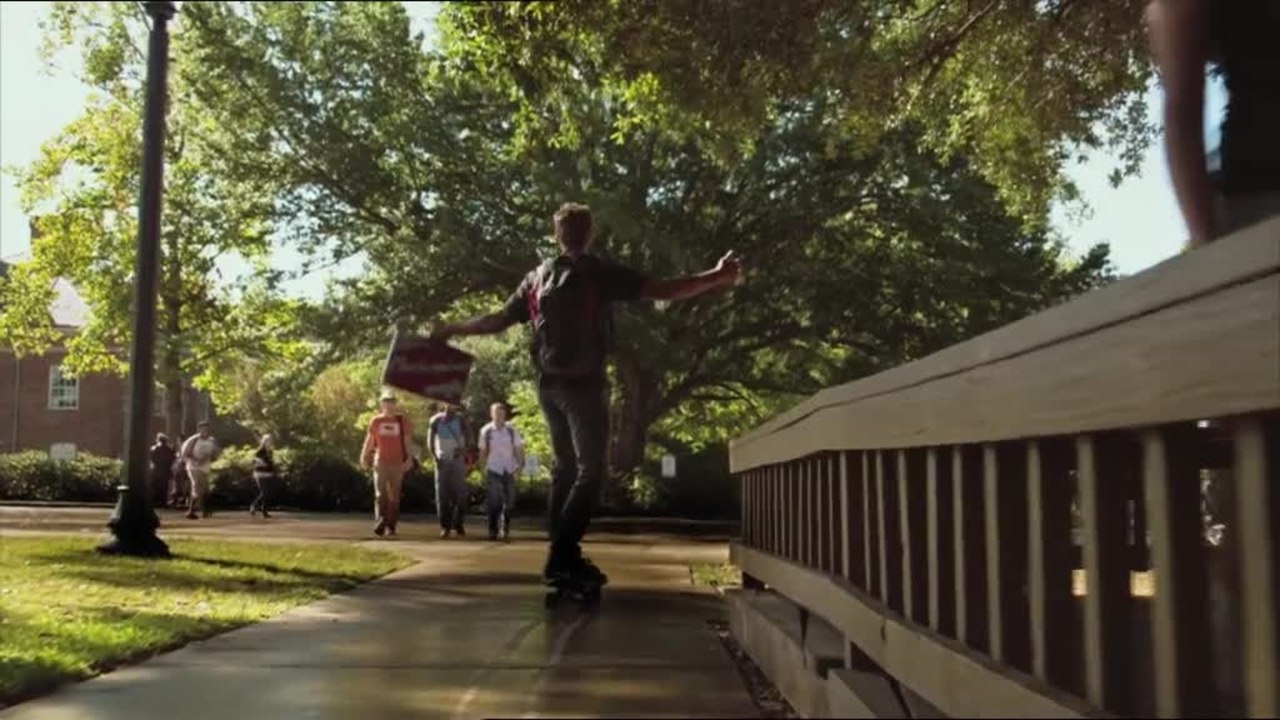 Shark Night 3D - Clip 2 'Habt ihr noch Platz?' (Deutsch)